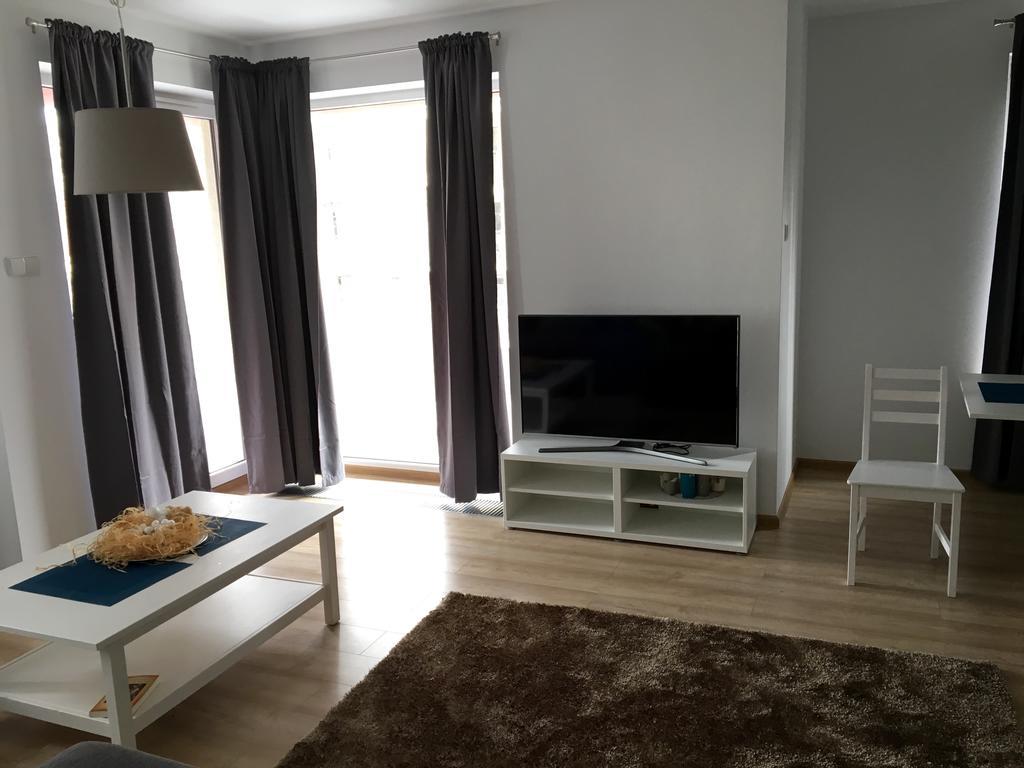 Omi Apartments โควอบเซก ภายนอก รูปภาพ