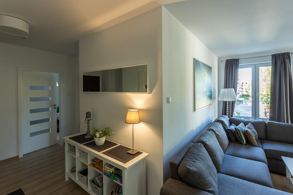 Omi Apartments โควอบเซก ภายนอก รูปภาพ
