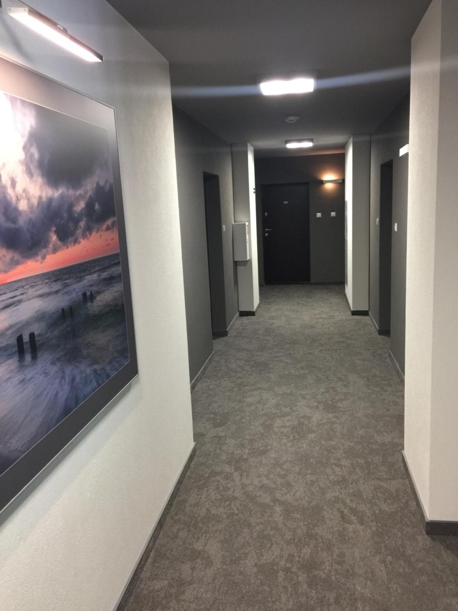 Omi Apartments โควอบเซก ภายนอก รูปภาพ